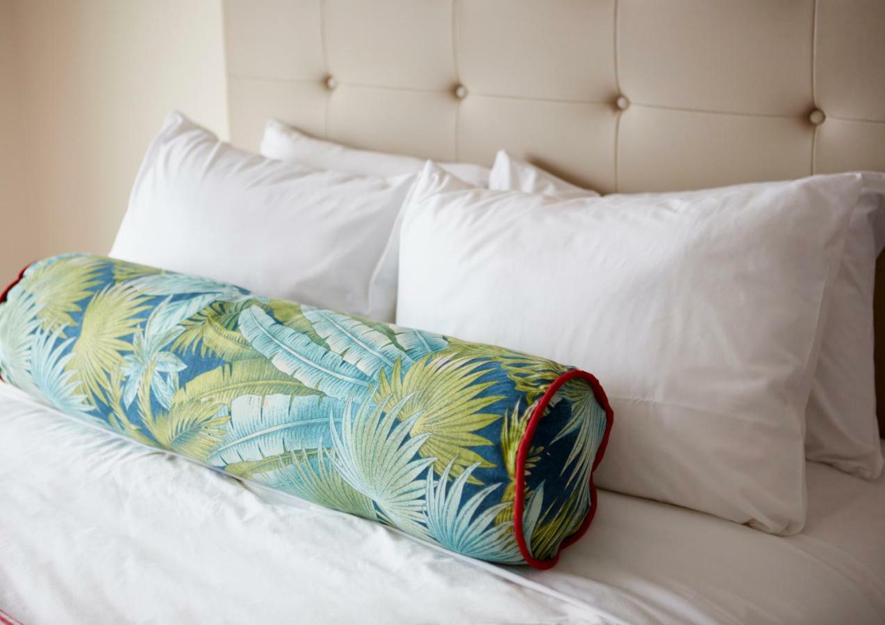 The Hotel Maria Westerly Bagian luar foto